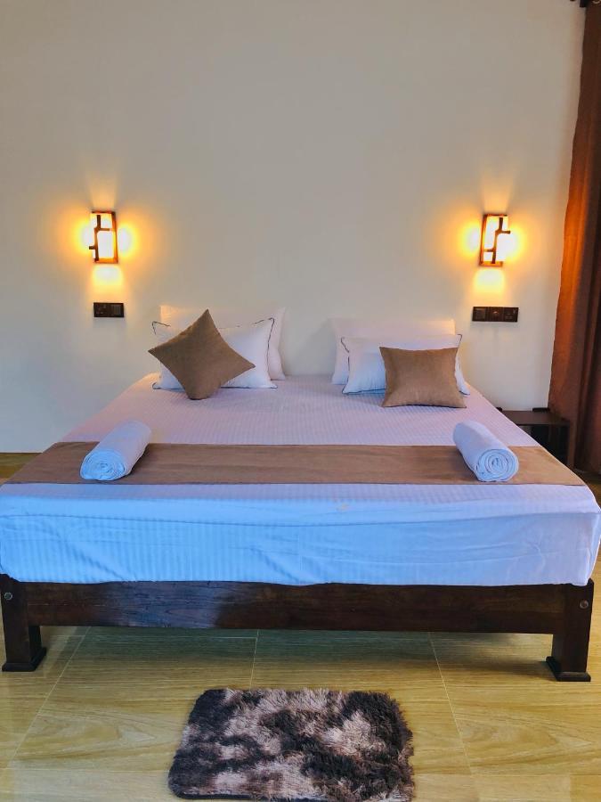 Finch Tangalle Exterior photo